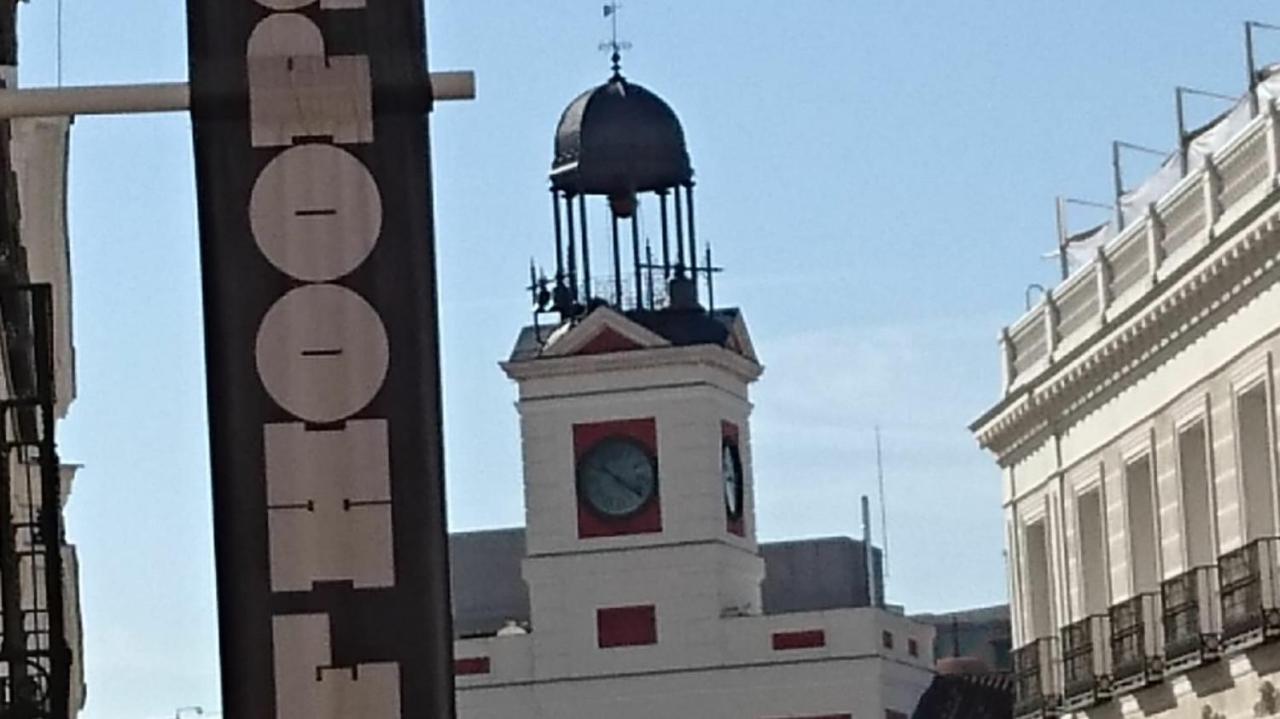 For You Rentals New Design Apartment Temporal Puerta Del Sol Pre10C Madri Exterior foto